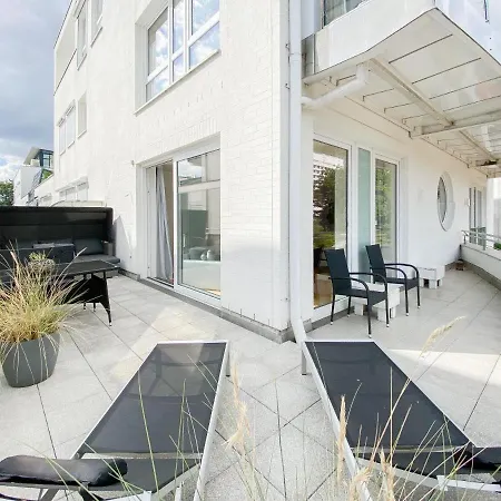 Beach Pearl #1 -direkt An Der Kurpromenade Mit Balkon Zur Meerseite--